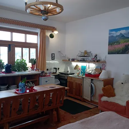 A3apartament 2 Pokojowy Aneks Kuchenny 2 Lazienki Wlasne Na Korytarzu Jumper Na Termach Dla 2 Osob Gratis