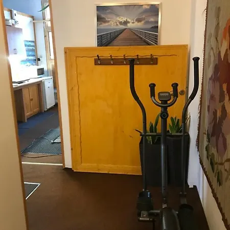 A3apartament 2 Pokojowy Aneks Kuchenny 2 Lazienki Na Korytarzu Wspolne Z Innymi Goscmi アパート